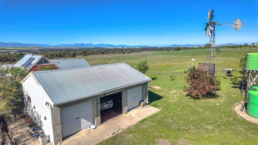 2 Bedroom Property for Sale in Cape Farms Western Cape
